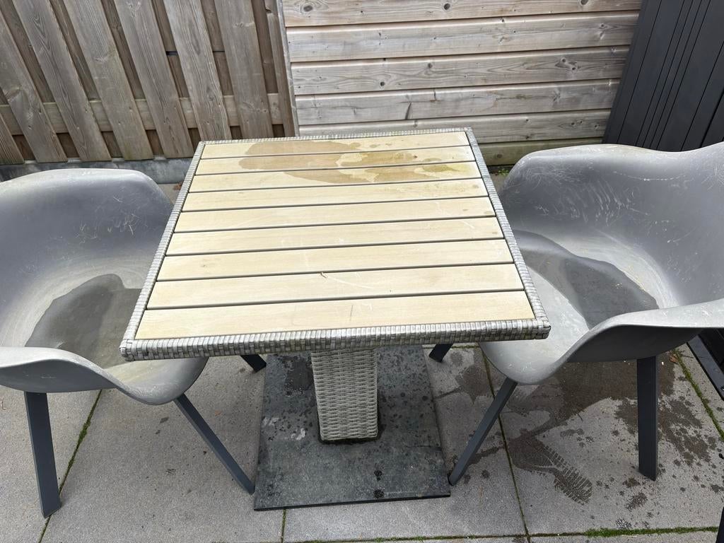 Gezellig bistro setje voor balkon of kleine tuin, Gebruikt, Eettafel, Tuinset, Hout