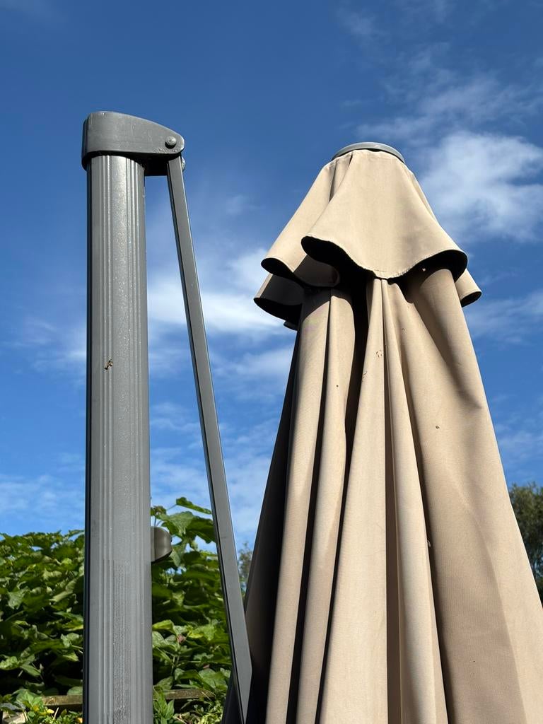 Garden Impression parasol 350 rond, Ophalen, Zo goed als nieuw, Zweefparasol