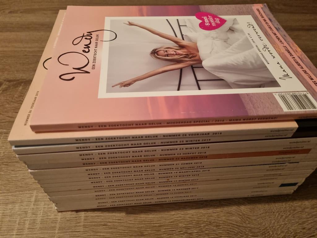 Stapel Wendy tijdschriften - Zoektocht naar geluk, Boeken, Ophalen of Verzenden, Gelezen, Damesbladen