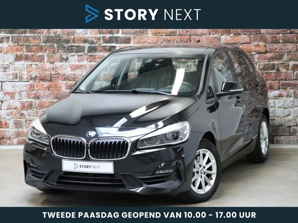 BMW 2 Serie Active Tourer 218i High Executive Automaat / Nav, Zwart, Bedrijf, 3 cilinders, 2-Serie Active Tourer