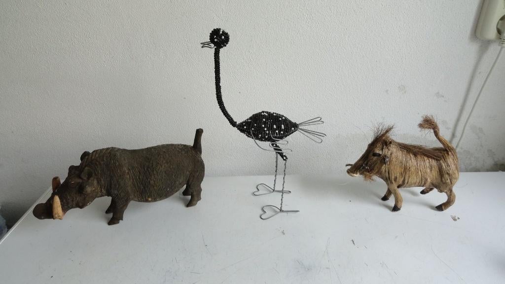 Afrikaanse kunst, hout Whartog, Giraffe, Olifant etc, Ophalen of Verzenden, Beeld, Hout, Klassiek