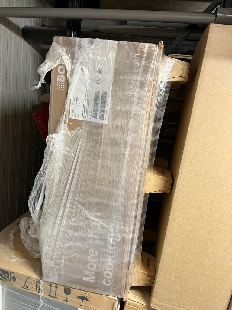 BORA Pure inductiekookplaat met geïntegreerde afzuiging, Nieuw, Inbouw, Inductie, 4 kookzones