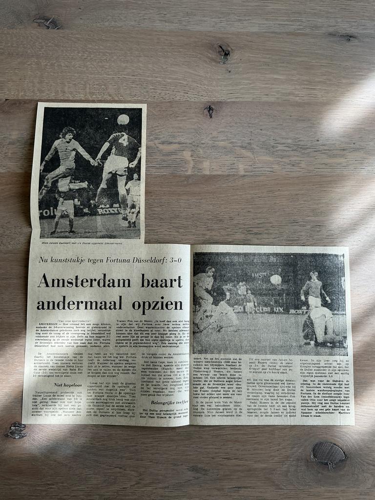 Voetbal krantenartikel FC Amsterdam Fortuna Dusseldorf 1974., Ophalen of Verzenden, Knipsel(s)