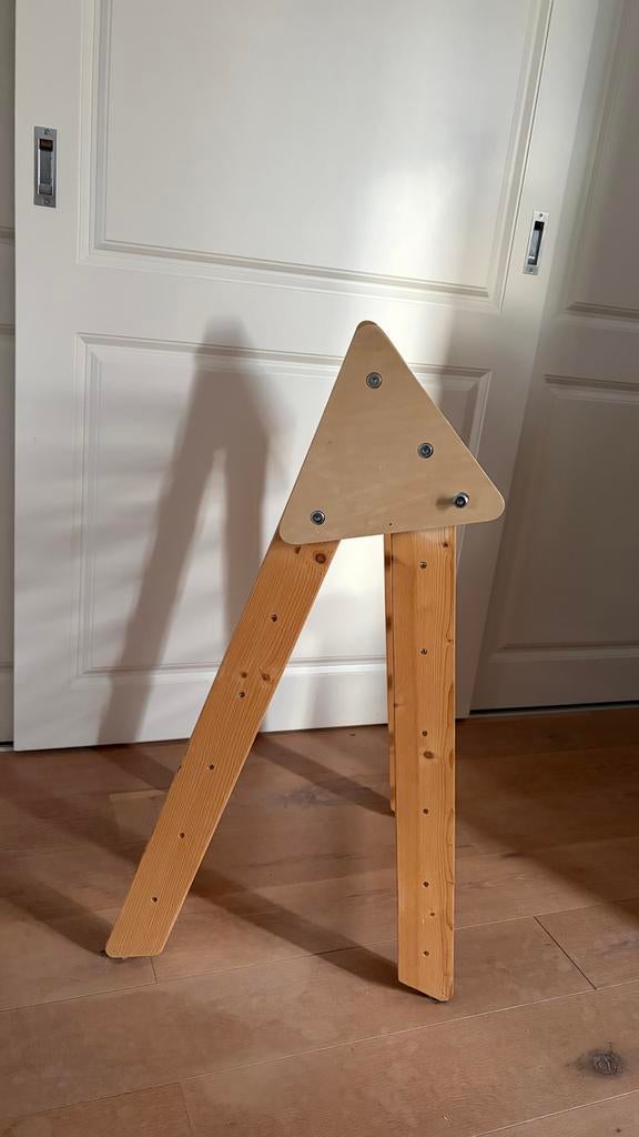 Houten peuter klimrek driehoek, Ophalen of Verzenden, Gebruikt, Klimwand
