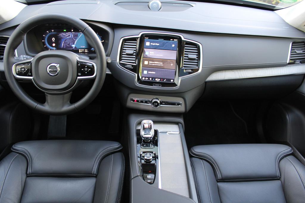 Volvo XC90 2.0 T8 Recharge AWD Ultra Dark | Incl. 12 maanden, Gebruikt, 4 cilinders, 1969 cc, Blauw