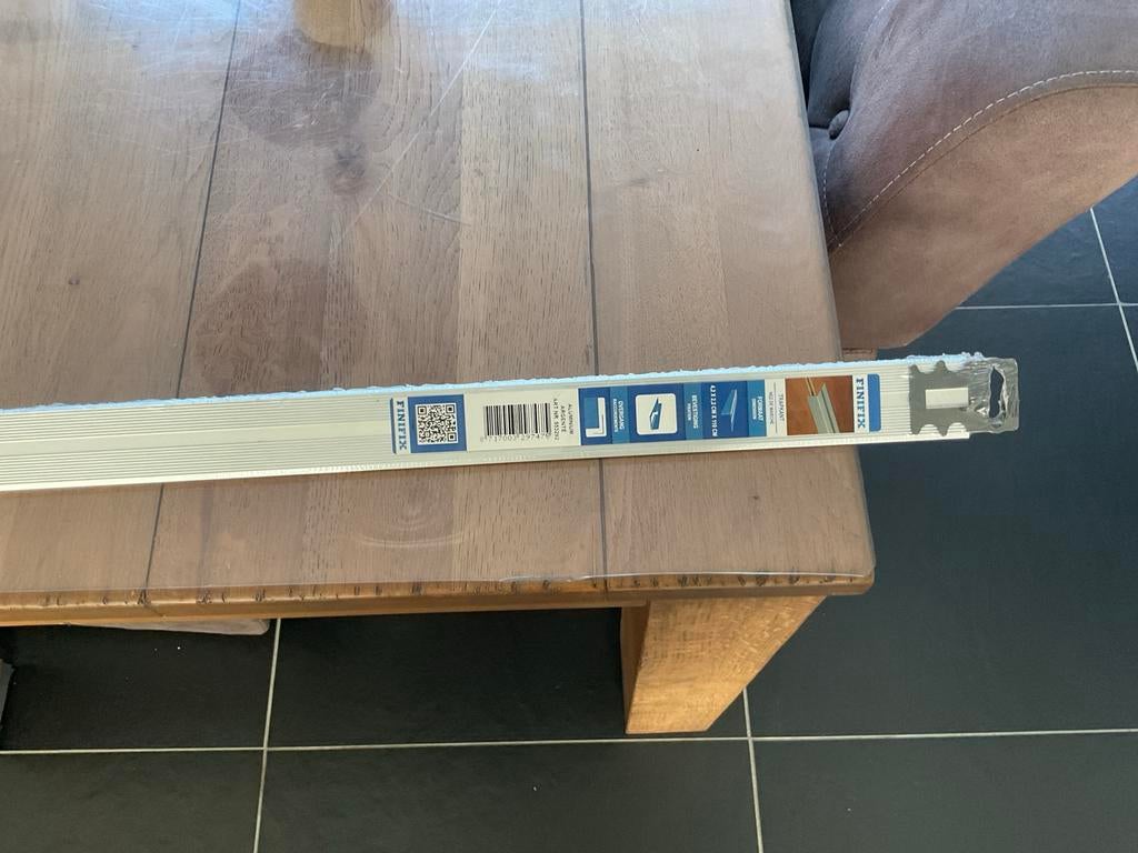 Finifix Trapovergang Aluminium Argenté 110 cm, Doe-het-zelf en Verbouw, Plinten en Afwerking, Ophalen, Overige materialen, 100 tot 150 cm