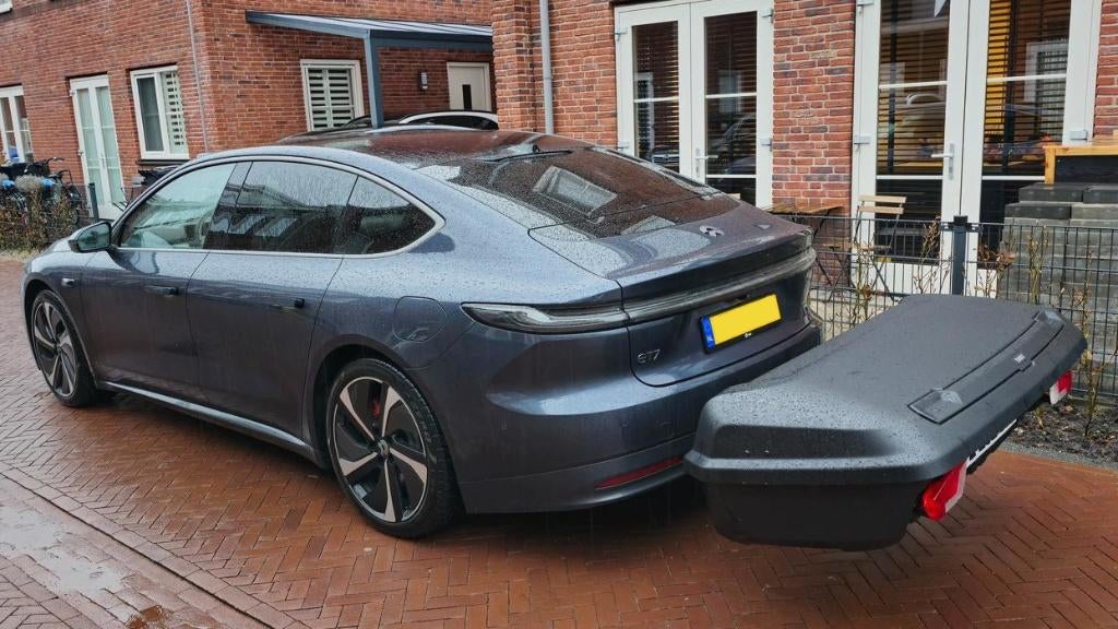 Trekhaakkoffer-huren, Thule Arcos L, 400 liter huren, Snoeksloot Zoetermeer, Zo goed als nieuw, Info@taltion.nl, Ophalen