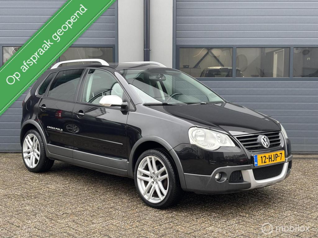 Volkswagen Polo 1.6-16V Cross Uitvoering, Voorwielaandrijving, 1064 kg, Zwart, Handgeschakeld