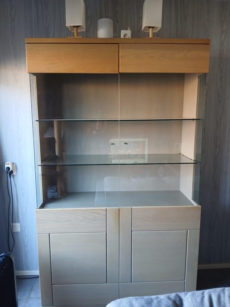 Vitrine kast, Ophalen, Met deur(en), 200 cm of meer, 75 cm of meer