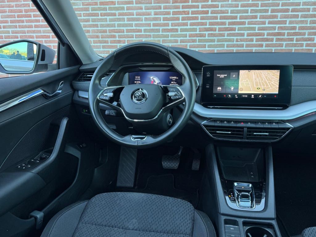 Skoda Octavia Combi 1.0 e-TSI | Business Plus | Pano | Navi, Gebruikt, Euro 6, 23 km/l, 3 cilinders