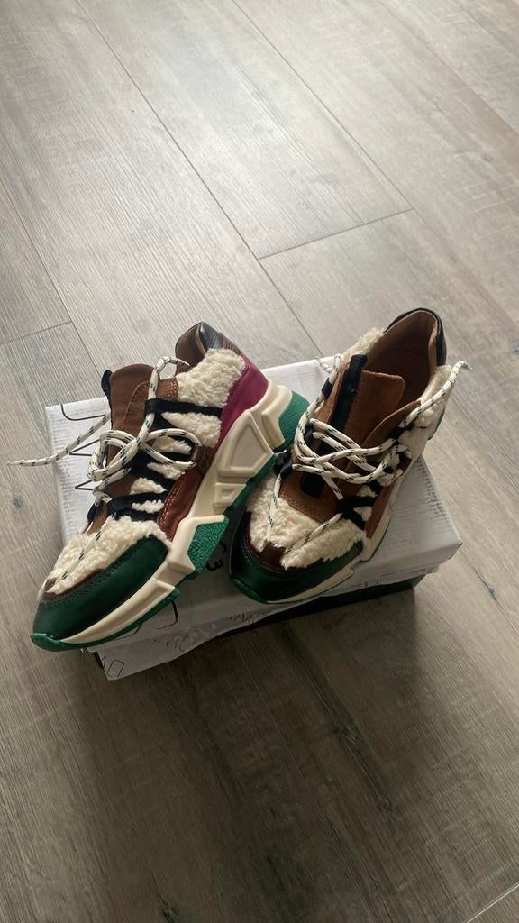 DWRS Los Angeles Teddy Sneakers - Maat 39, Ophalen of Verzenden, Zo goed als nieuw, Overige kleuren, Sneakers of Gympen