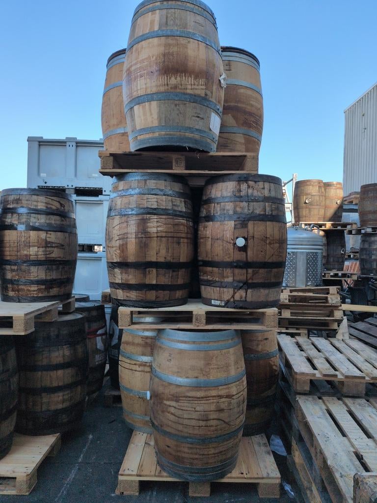 Houten Wijnvaten / Barrels regenton, Ophalen, Gebruikt, Overige houtsoorten