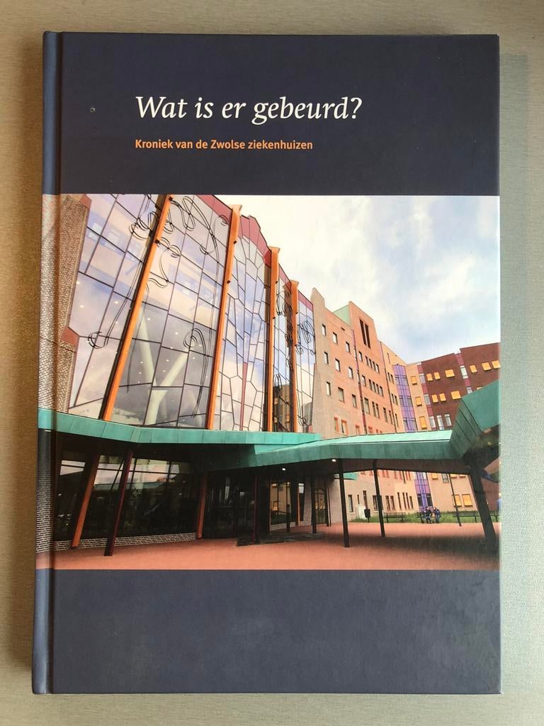 Wat is er gebeurd? Zoekenhuizen Zwolle, Ophalen of Verzenden, Zo goed als nieuw