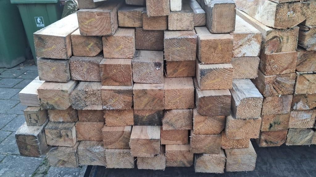 Balken 240 lang, Doe-het-zelf en Verbouw, Hout en Planken, Ophalen, Balk, Vuren, 50 mm of meer