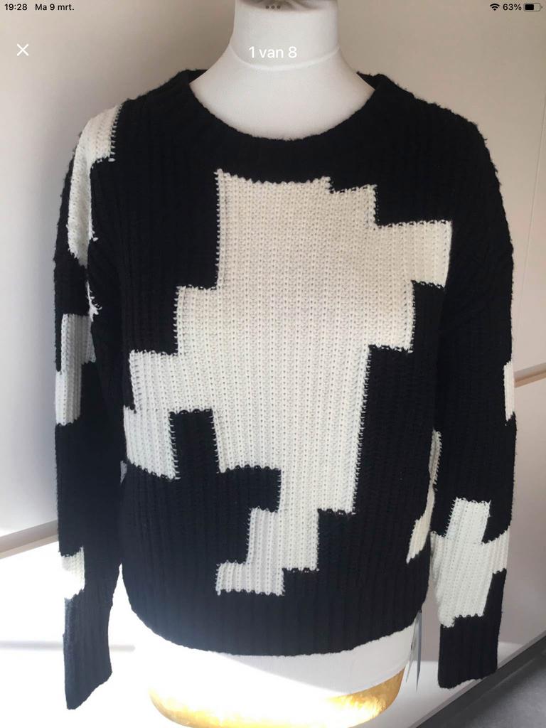 Marccain,Marc Cain nieuwe trui maat 3, met kaartje 379€, Ophalen of Verzenden, Nieuw, Maat 38/40 (M), Zwart