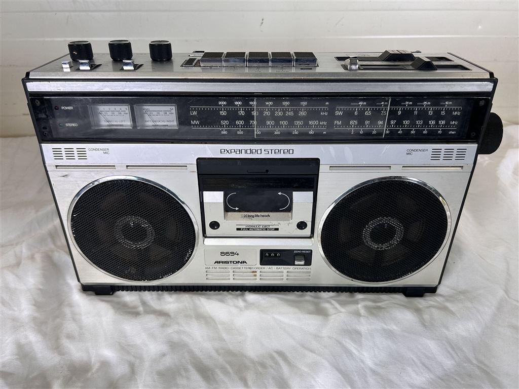 A7318. Aristona 8694 FM Radio cassettespeler, boombox, Ophalen of Verzenden, Overige merken