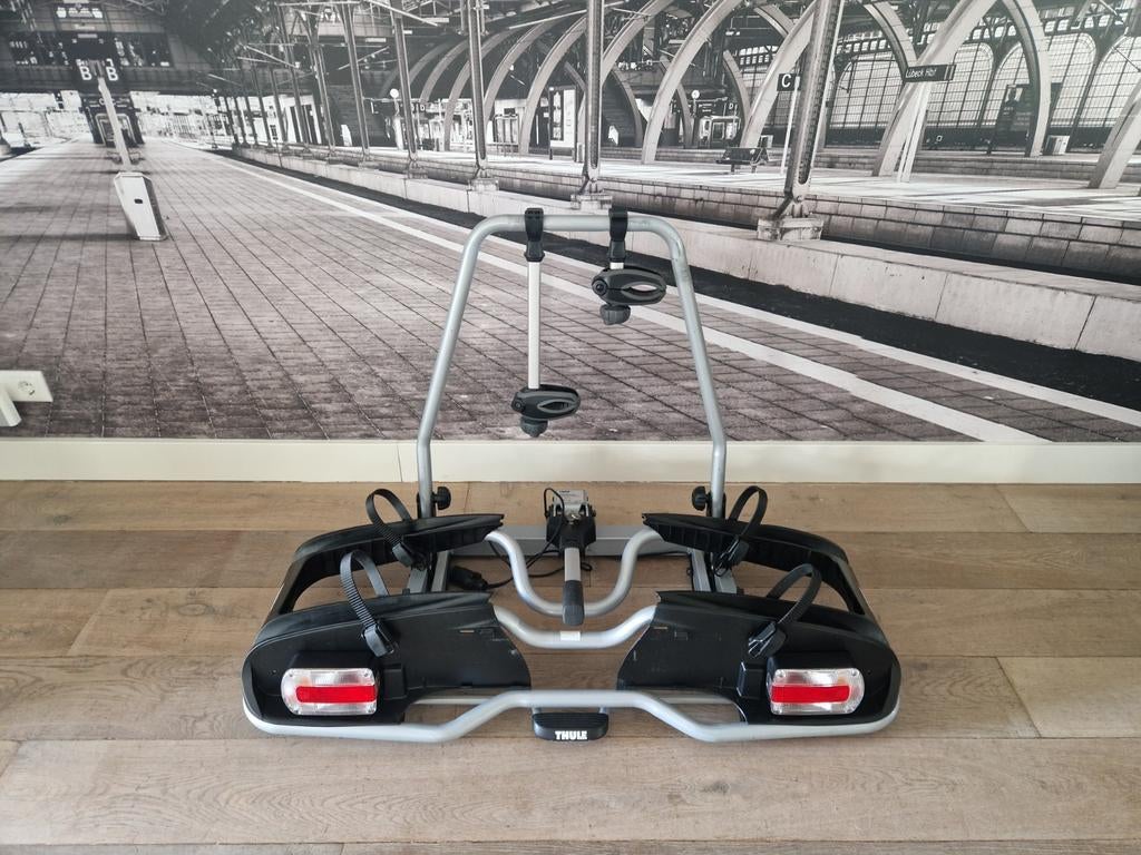 Thule EuroPower 916 Kantelbare drager voor 2 E-Bikes, Ophalen, Elektrische fiets, Zo goed als nieuw, 2 fietsen