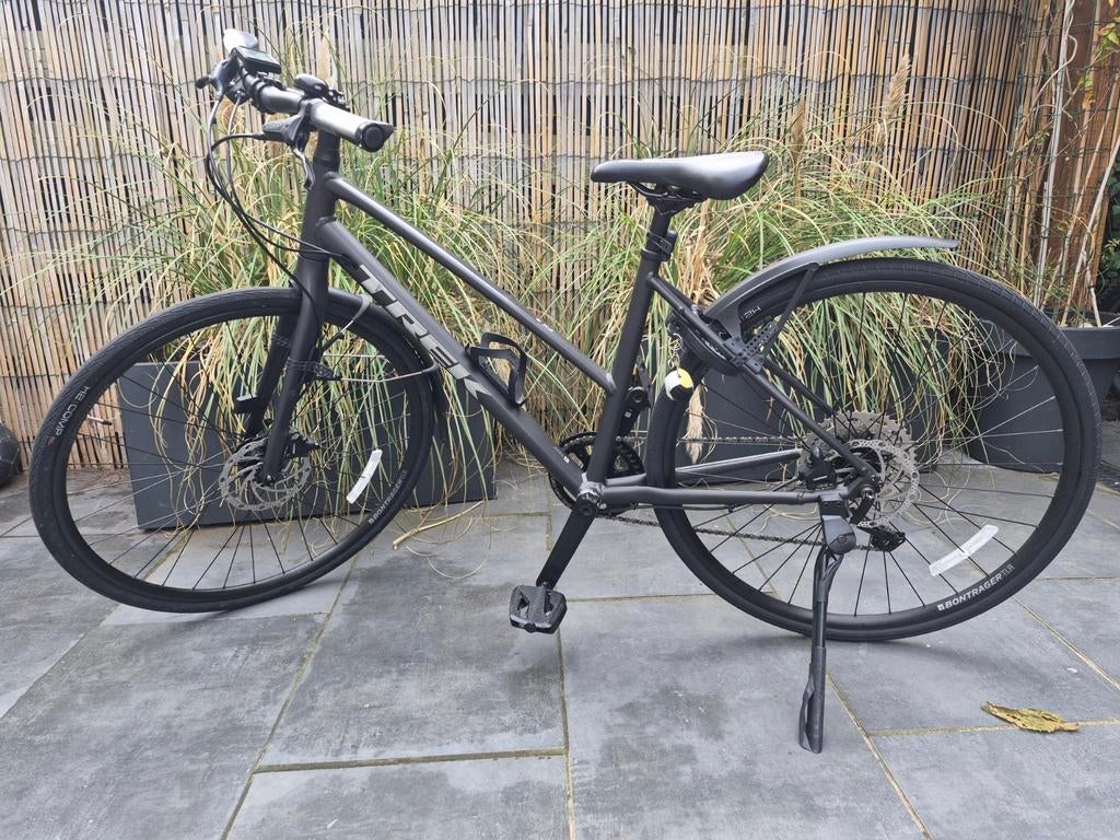 Trek FX 3 Dames Hybride Fiets - ZGAN - weinig KM!, Fietsen en Brommers, Fietsen | Dames | Damesfietsen, Versnellingen, Zo goed als nieuw