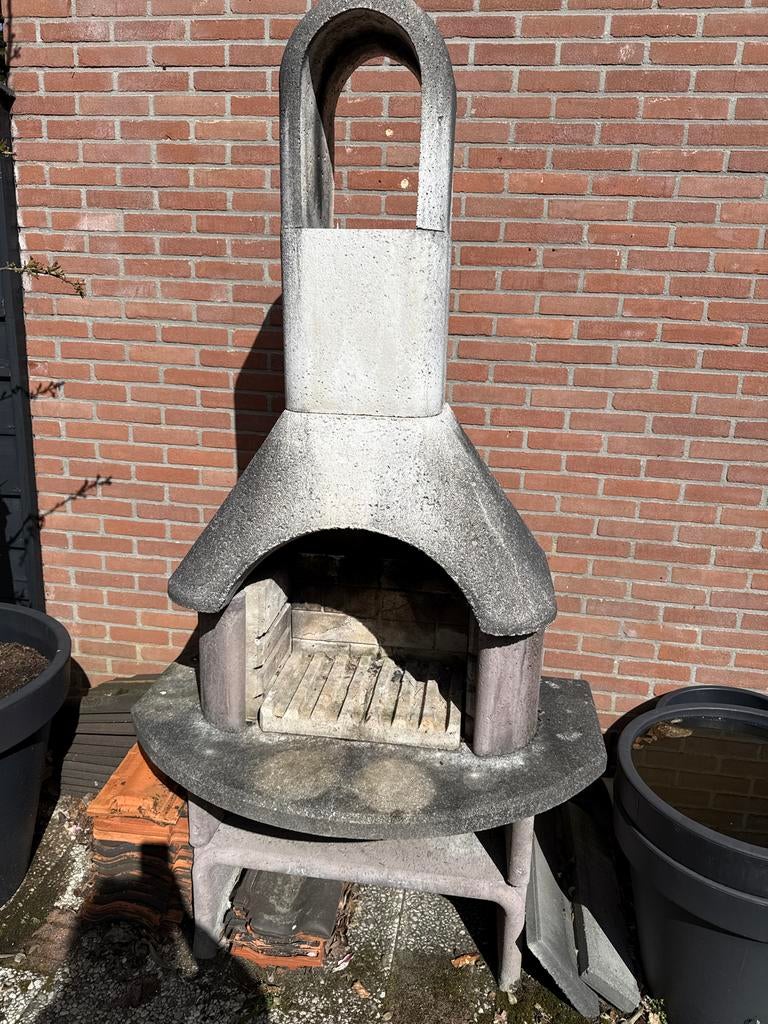 Betonnen buitenhaard / barbecue, Ophalen of Verzenden, Gebruikt