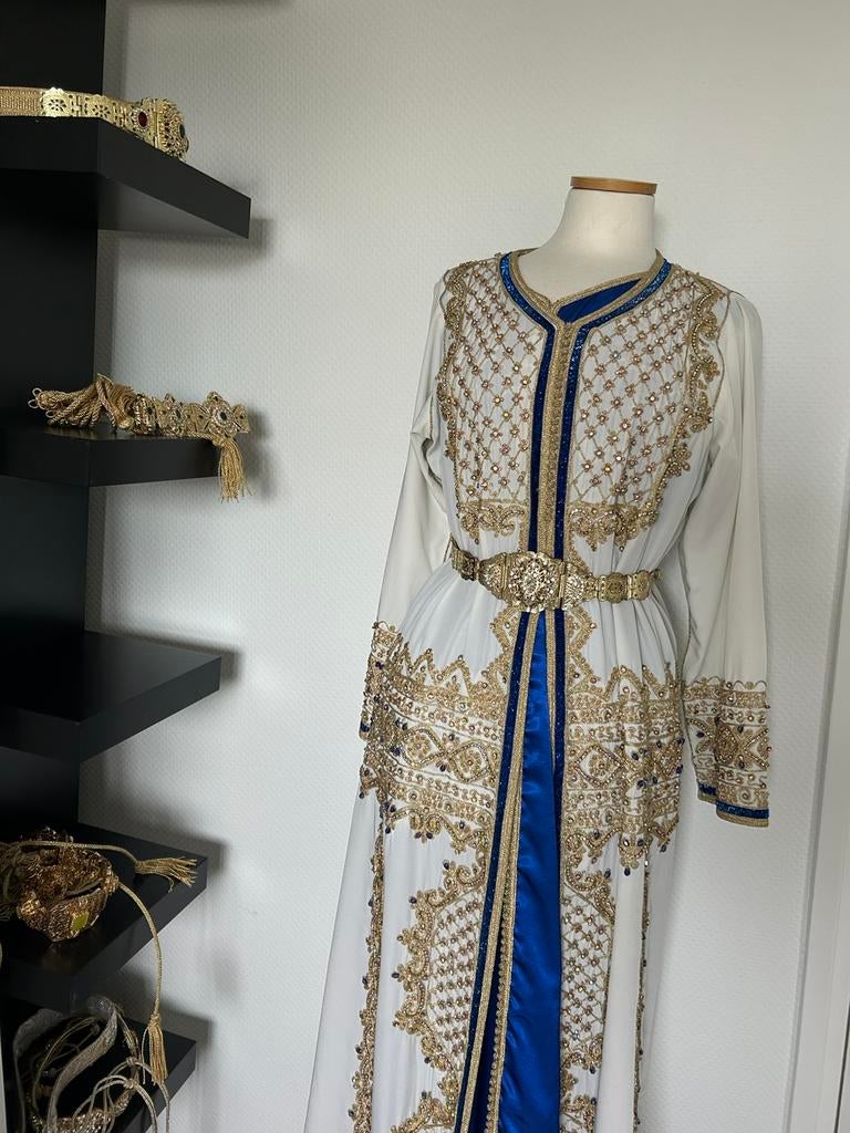 Takshita te koop wit met blauw, Ophalen of Verzenden, Zo goed als nieuw, Wit, Overige typen