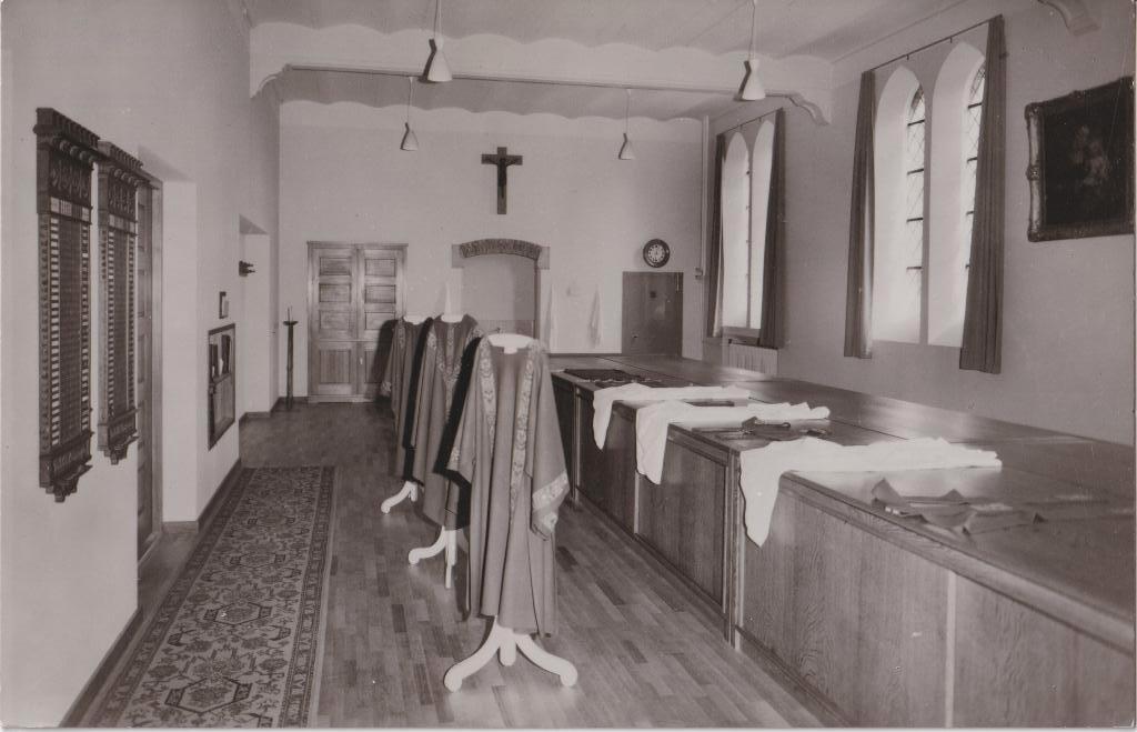 AK TILBURG_Cistercienser abdij-Sacristie 1962, Ophalen of Verzenden, 1960 tot 1980, Ongelopen, Noord-Brabant