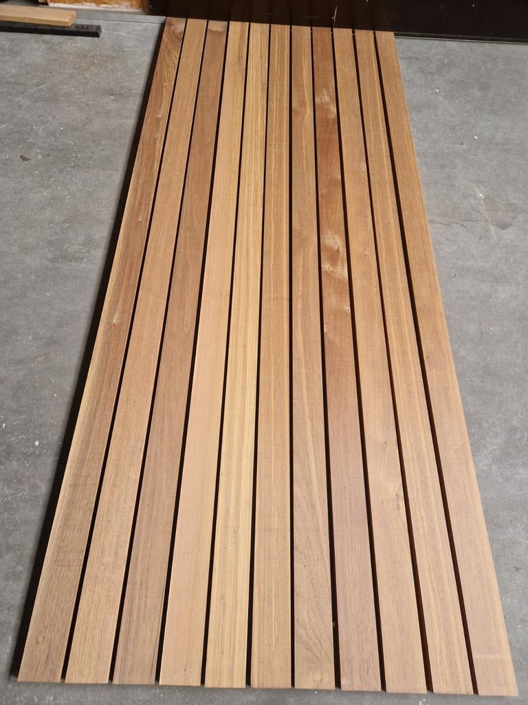 Hardhouten planken regels, Ophalen, Parket