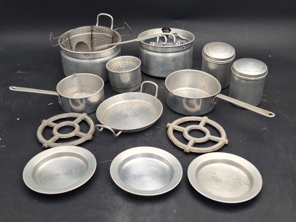 oud blikken 19 delig kookservies, jaren 50, Ophalen of Verzenden