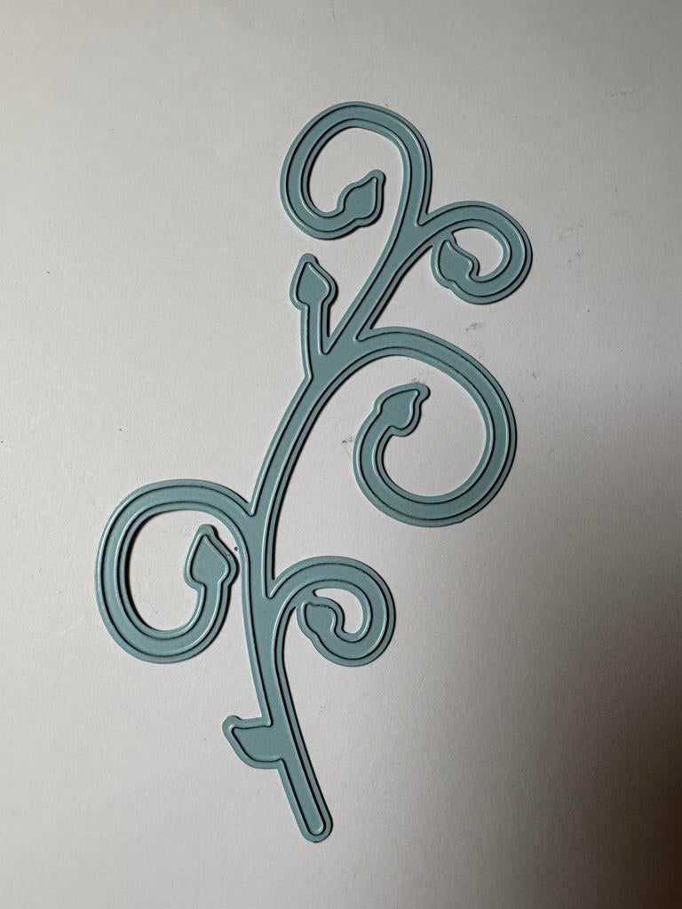 Marianne design snijmal swirl groot, Hobby en Vrije tijd, Ophalen of Verzenden, Zo goed als nieuw, Overige thema's, Pons of Mal