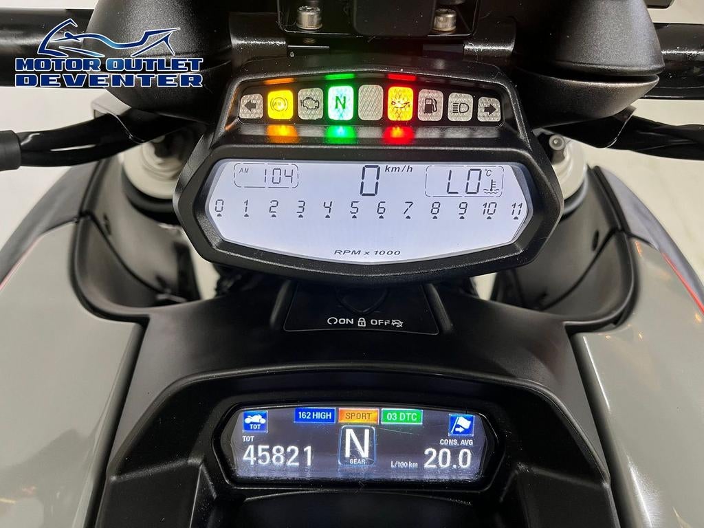 Prachtige DUCATI DIAVEL Speed Pro Cobra uitlaat (bj 2012), Motoren, DUCATI, 2 cilinders, 1198 cc, Motorrijbewijs A