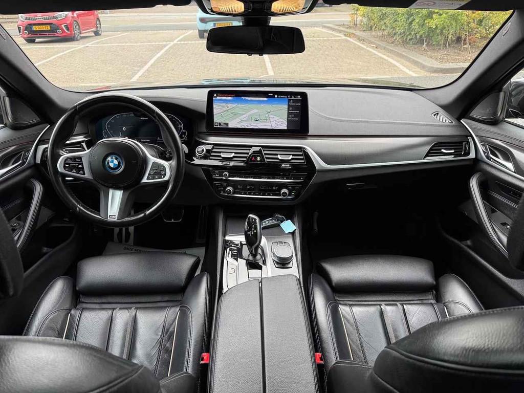 BMW 5-serie 530e High Executive M-Sport 360º CAM/LEER/PANO, Achterwielaandrijving, Gebruikt, 4 cilinders, Bedrijf