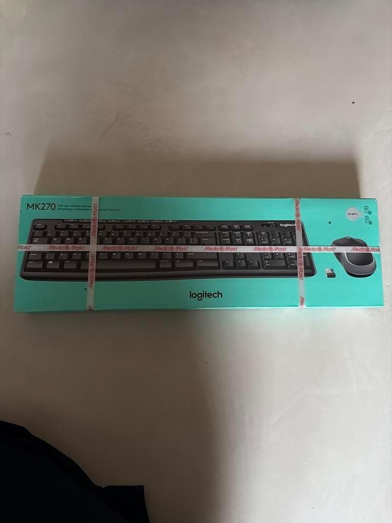 Logitech MK270 Draadloos Toetsenbord en Muis Combo, Computers en Software, Toetsenborden, Ophalen, Toetsenbord en muis-set, Nieuw