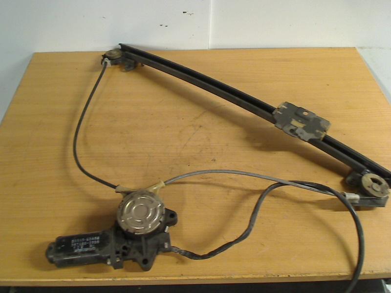 Raammechaniek Elek Links Suzuki Vitara (ET/FT/TA) 1992, Gebruikt, Suzuki Deutschland GmbH, Kontakt@suzuki.de, Suzuki-Allee 7, Bensheim 64625, , Duitsland