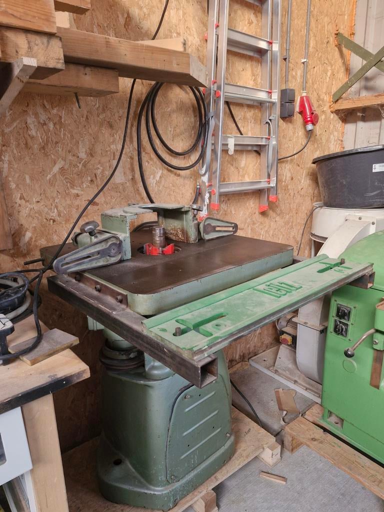 Frommia Stationaire Freesmachine - Compleet met Accessoires, Ophalen, Gebruikt, Bovenfrees, Frommia