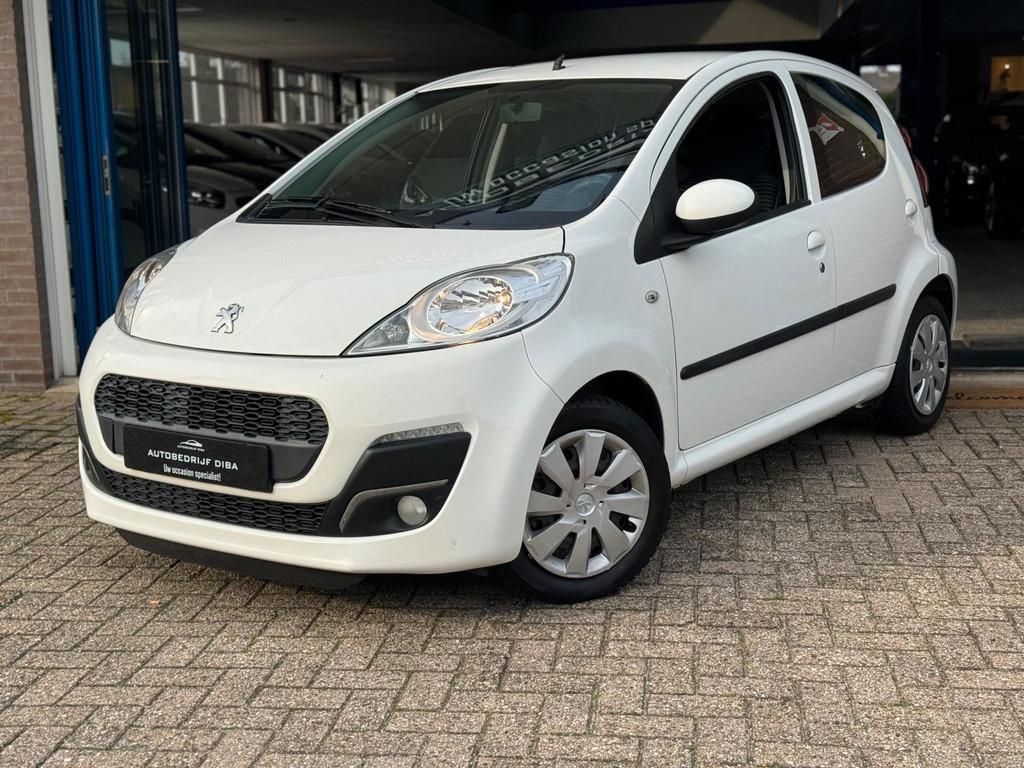 Peugeot 107 1.0 Active 2013 WIT AIRCO 5drs Elektr APK NAP!, Voorwielaandrijving, Euro 5, Stof, Gebruikt