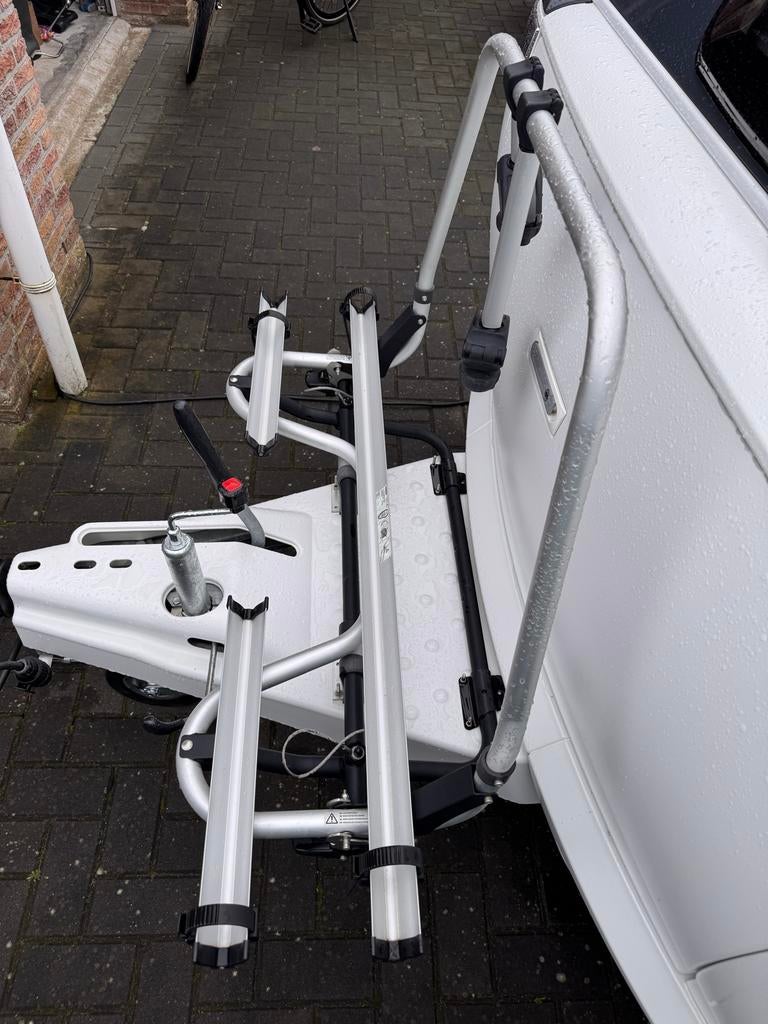 Thule Superb XT / SV fietsendrager voor caravan, Zo goed als nieuw, 2 fietsen, Elektrische fiets, Achterklepdrager