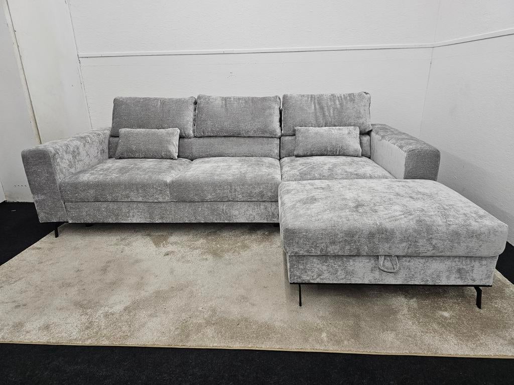 Gloednieuwe luxe hoekbank met slaapfunctie en opslag