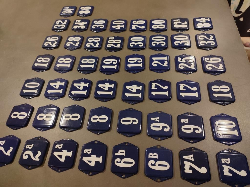 Emaille huisnummers (klein model), Antiek en Kunst, Ophalen of Verzenden