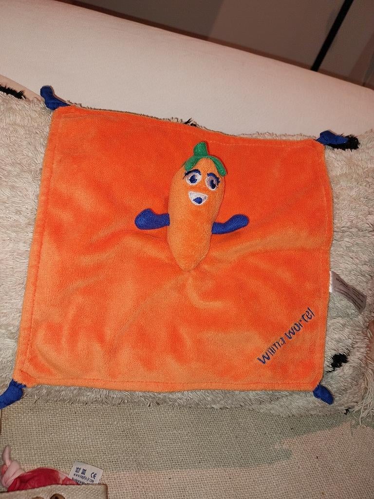 Wilma wortel knuffeldoekje nutricia, Oranje, Overige karakters, Ophalen of Verzenden, Middelgroot (20 tot 80 cm)