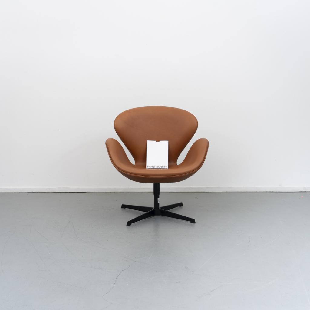 4 Fritz Hansen Swan Chair Walnoot Grace leer Nieuw, Huis en Inrichting, Fauteuils, Niet ingevuld, Niet ingevuld, Nieuw, Leer