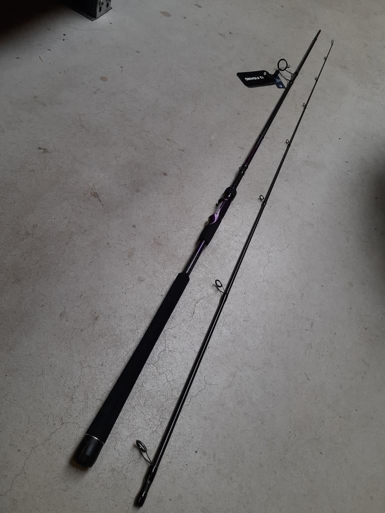 Zeebaarshengel 13fishing Muse Spin 3.05m 10-30gram, Watersport en Boten, Hengelsport | Roofvissen, Werphengel, Nieuw, Ophalen of Verzenden