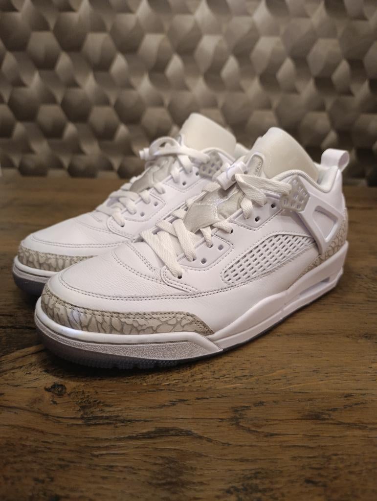 Air Jordan Spizike - White Metallic Silver Grey - 44-10, Wit, Air Jordan, Nieuw, Ophalen of Verzenden