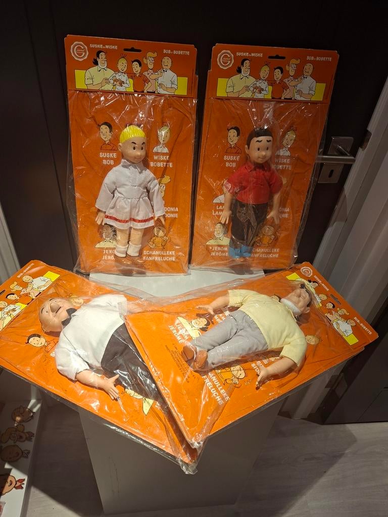 Suske en wiske gaumel poppen in verpakking, Verzamelen, Ophalen, Suske en Wiske, Zo goed als nieuw, Beeldje of Figuurtje