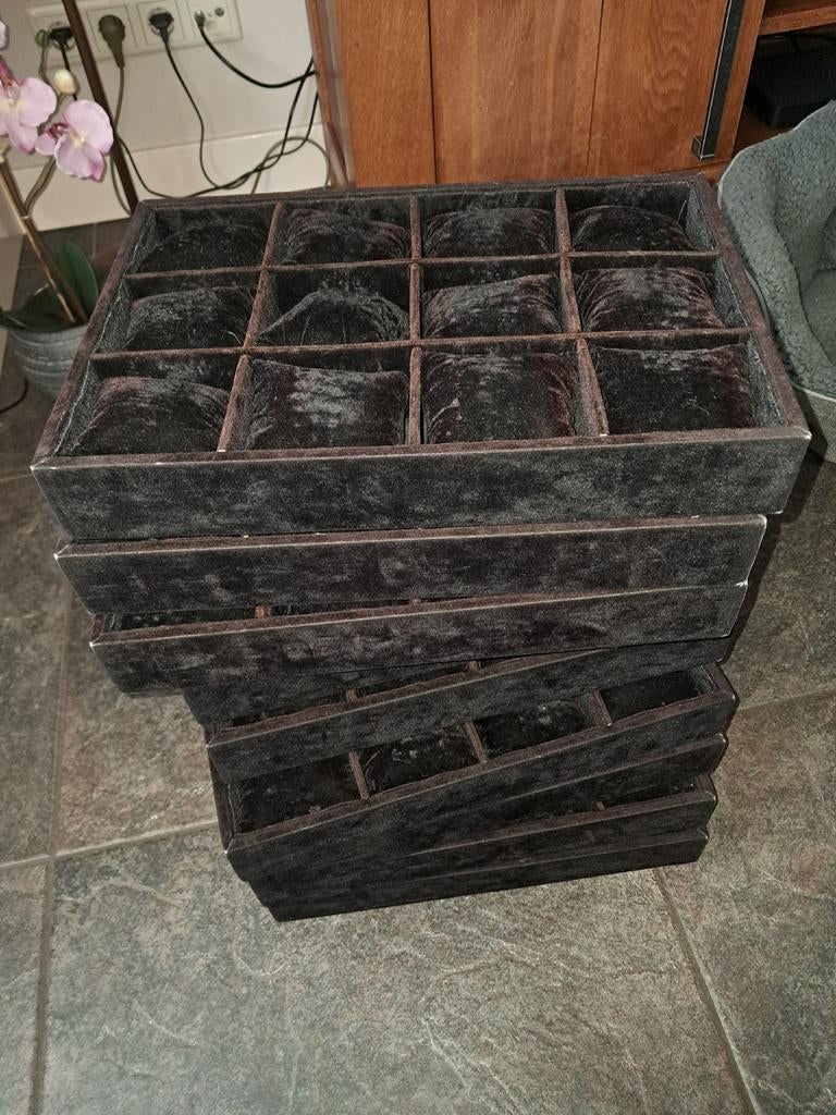 12 sieradenkisten voor presentatie, Ophalen of Verzenden, Zo goed als nieuw