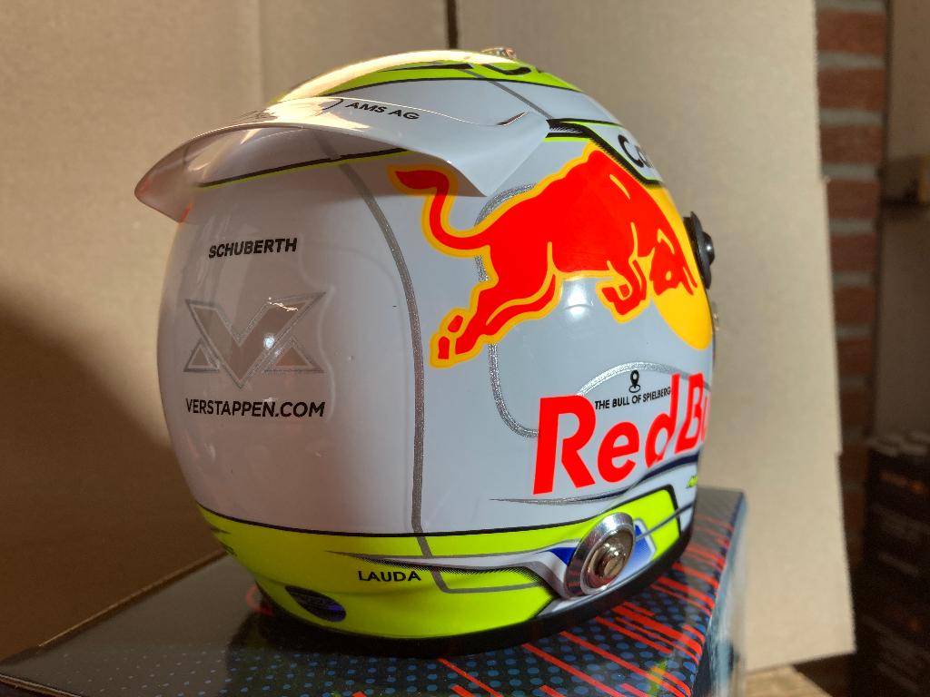 ✅ Max Verstappen 1:2 helm Oostenrijk 2021 Red Bull Racing, Ophalen of Verzenden, Nieuw, Formule 1