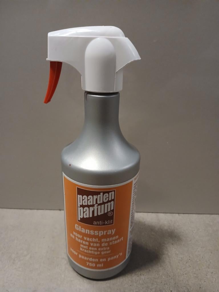 Paarden parfum, bijna nieuw., Ophalen of Verzenden