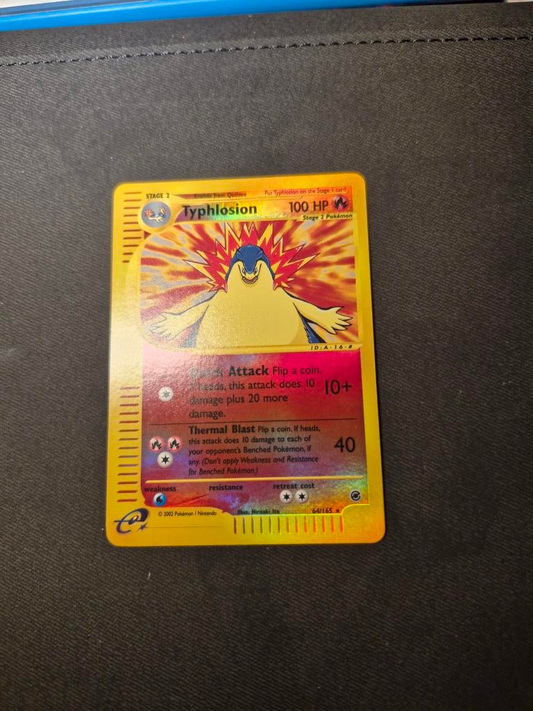 Typhlosion 64/165 reverse holo near mint, Ophalen of Verzenden, Zo goed als nieuw