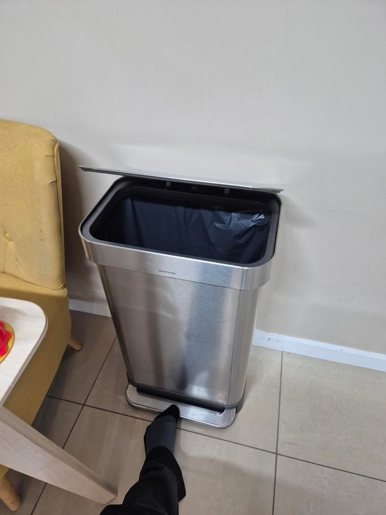Simplehuman Prullenbak 60L - Zo goed als nieuw!, Met pedaal, 50 tot 75 cm, 40 liter of meer, Ophalen of Verzenden