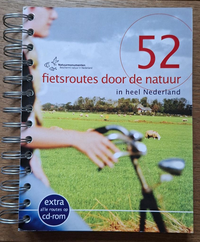 52 Fietsroutes door de Natuur + CD-Rom; In heel Nederland, Overige merken, Fiets- of Wandelgids, Nieuw, Ophalen of Verzenden