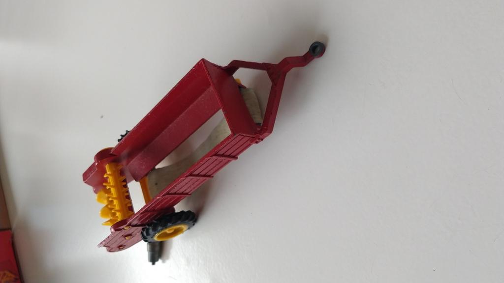 Britains meststrooier., Ophalen of Verzenden, Gebruikt, Tractor of Landbouw, Britains