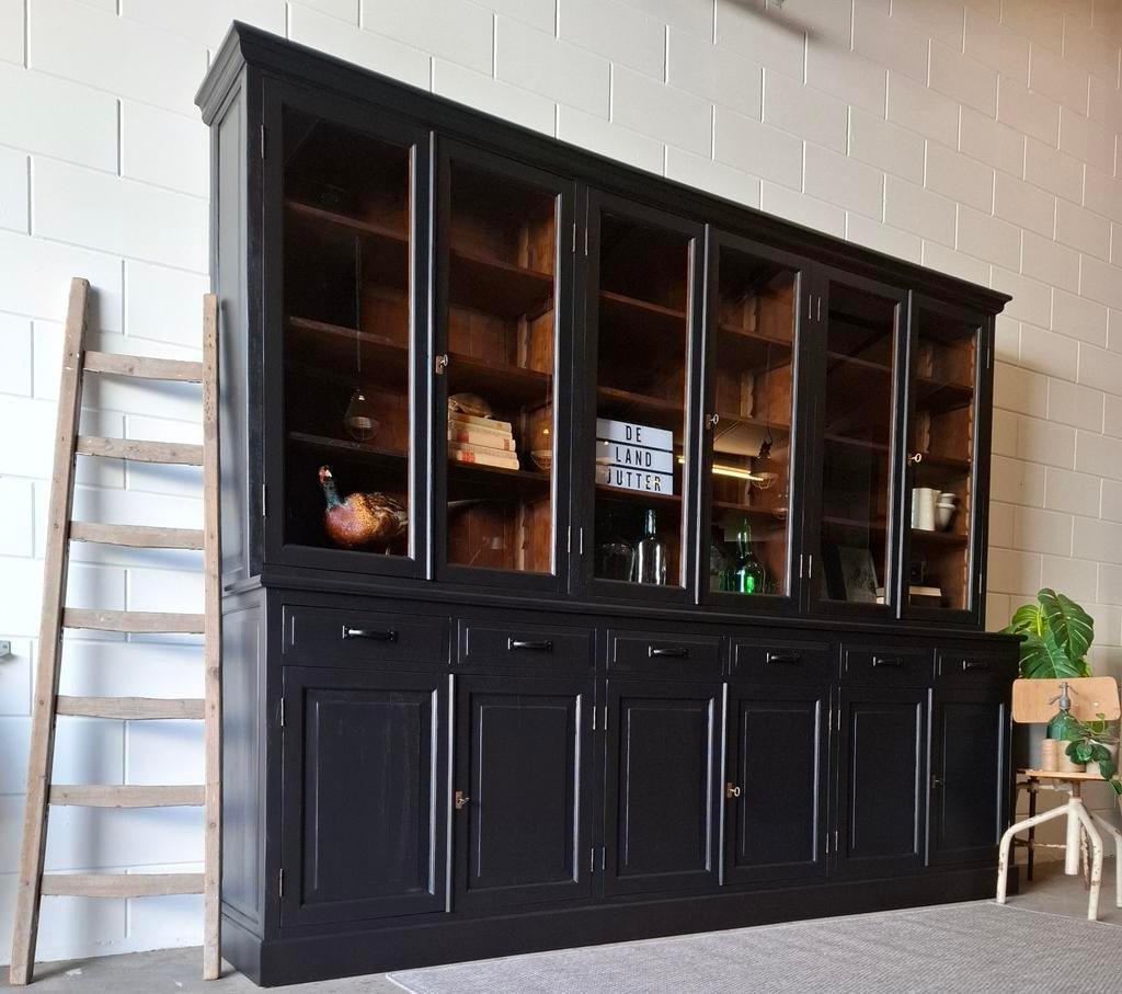 XXL Vintage/Industriële zwarte schoolkast, Buffetkast
